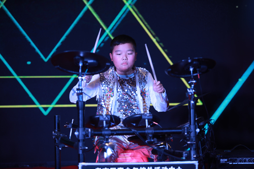 大禹漢光2018年“同心同行，共創(chuàng)未來”主題年會圓滿成功